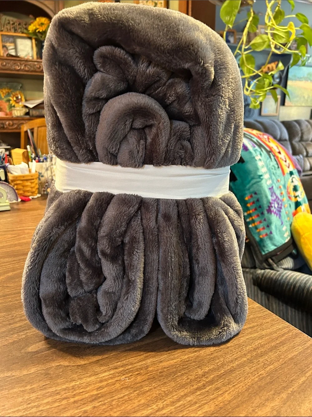 Threshold Plush King Microplush Blanket - Charcoal Gray